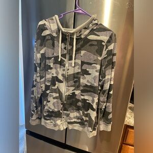 2 Energy Zone Camo/Gray Zip-Up Hoodie